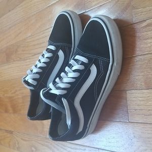 Vans Old Skool Shoes